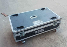 Load image into Gallery viewer, penn elcom Universal Dual ATA Style Speaker Flight Road Case 42&quot; x 26&quot; x 12
